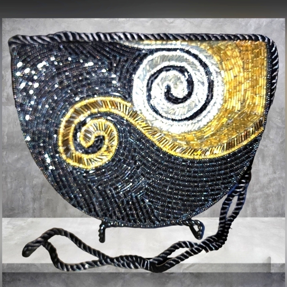 Walborg 1980's Vintage Beaded Evening Bag